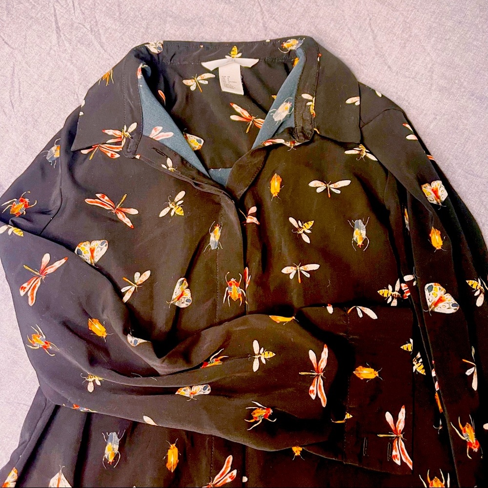 H&M Long Sleeve Shirt Bees and Butterflies 🐝